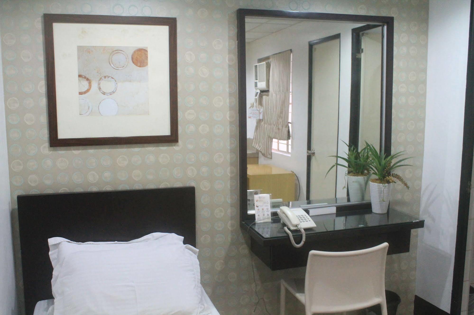 Orange Nest Hotel Manila Exterior foto