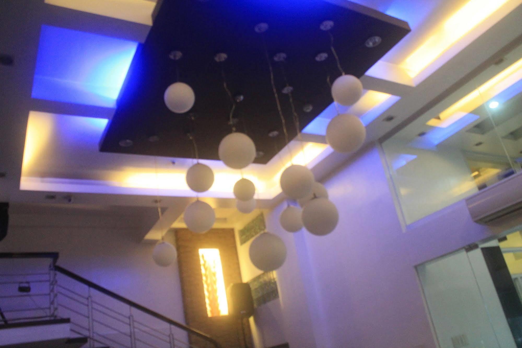 Orange Nest Hotel Manila Exterior foto